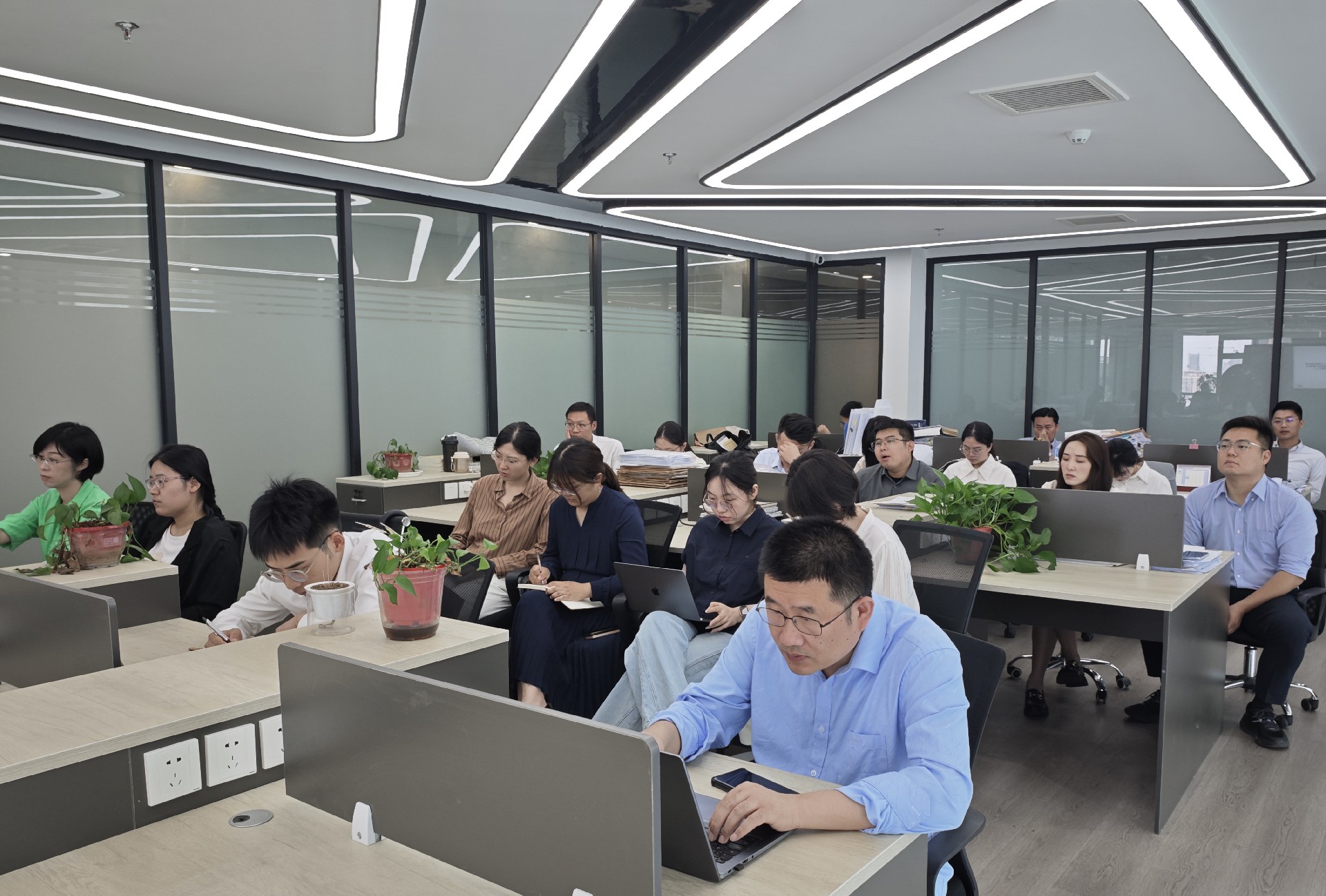 微信图片_20240531130239.jpg