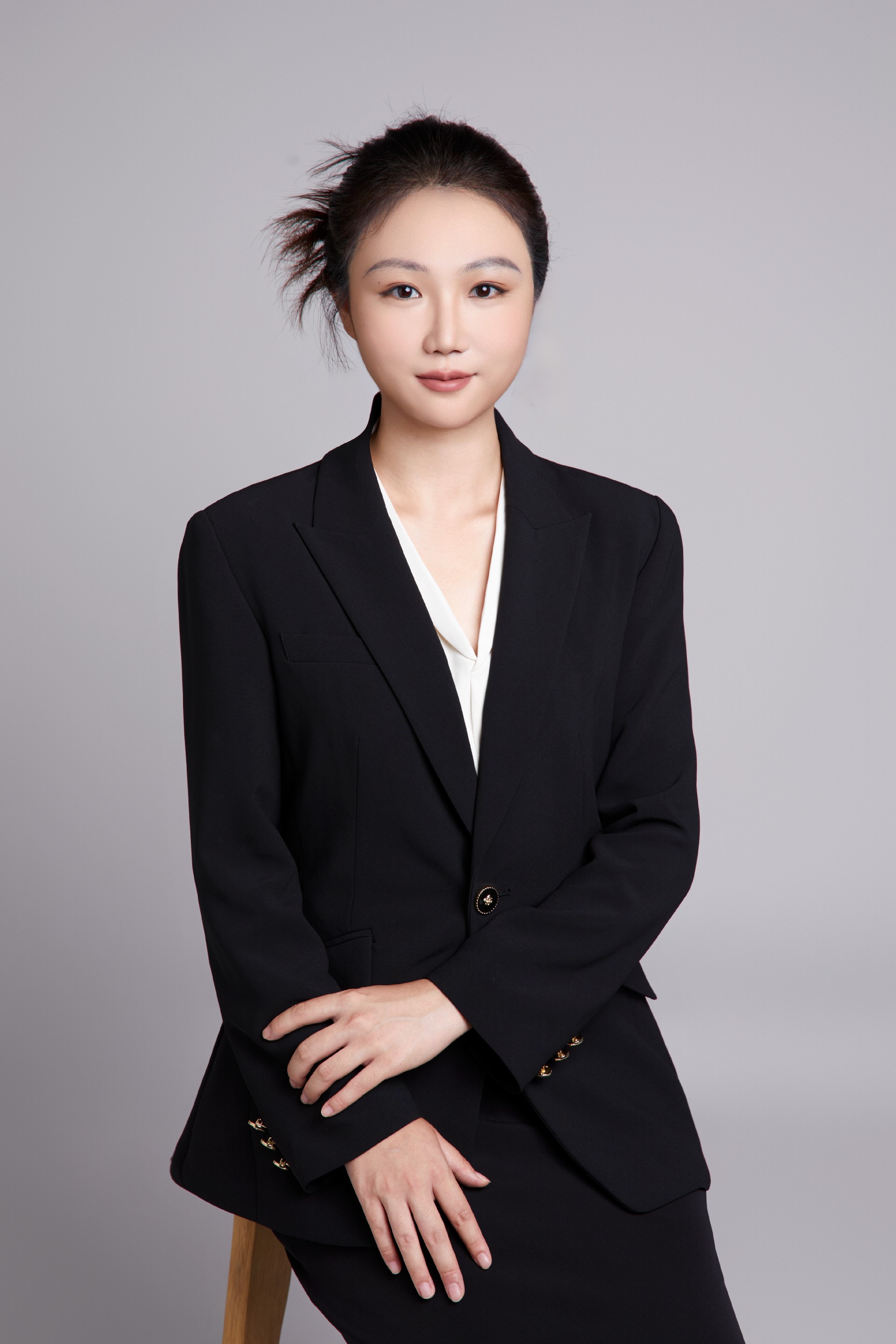 徐玥.jpg