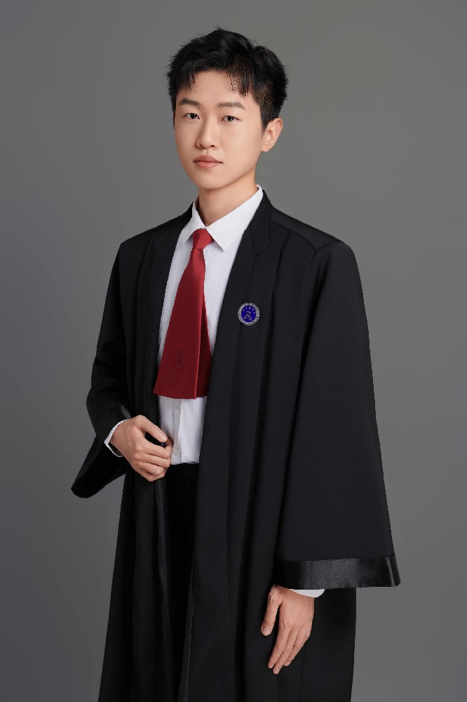 阎翀昊