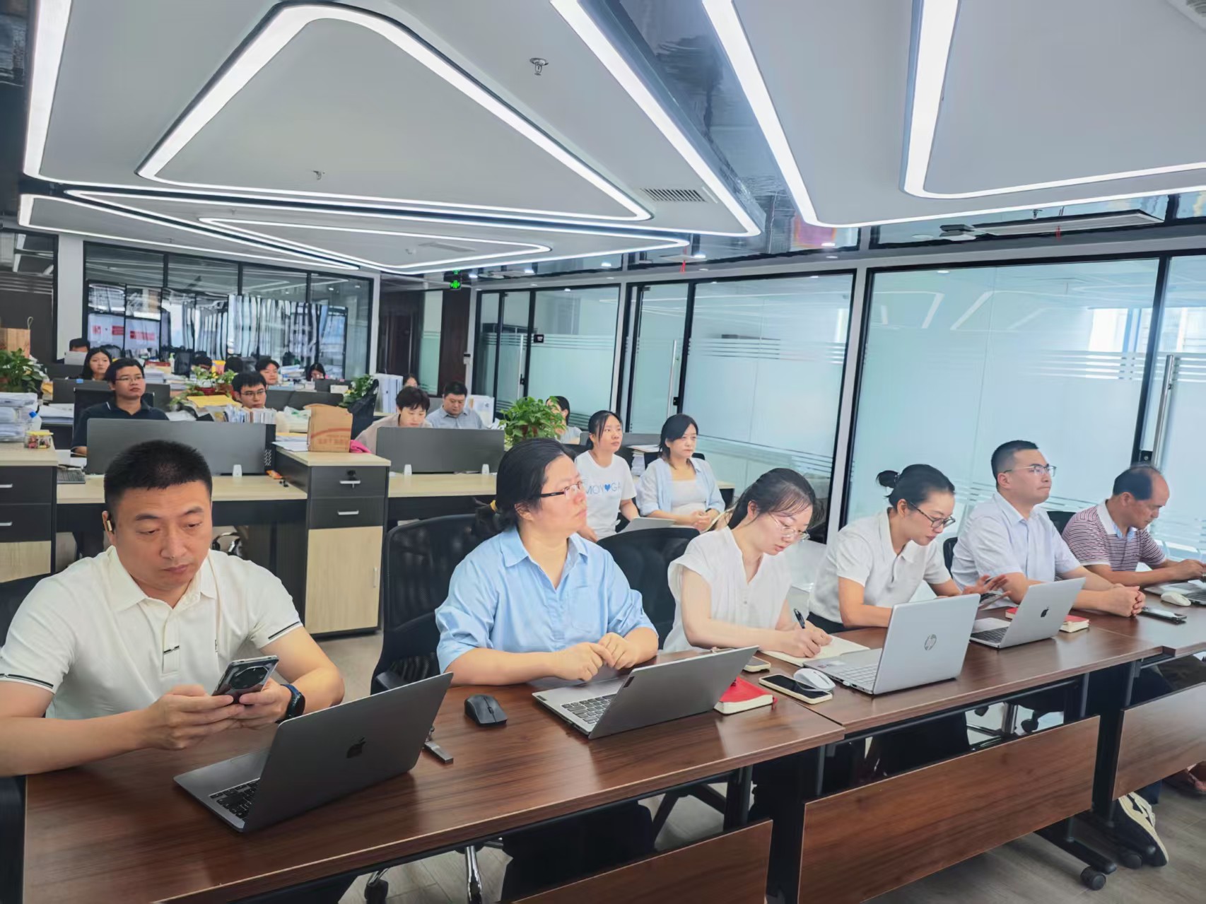 微信图片_20260811104418_35_190.jpg
